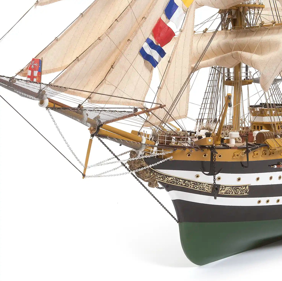 OcCre 15006 Amerigo Vespucci (inkl. Segelsatz) 1:100 Holzbausatz