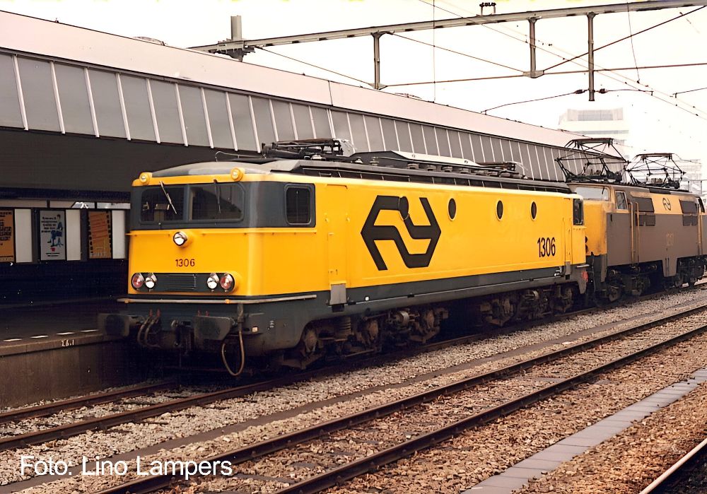 Piko 97273 ~E-Lok/Sound 1306 NS IV + PluX22 Dec. Spur H0