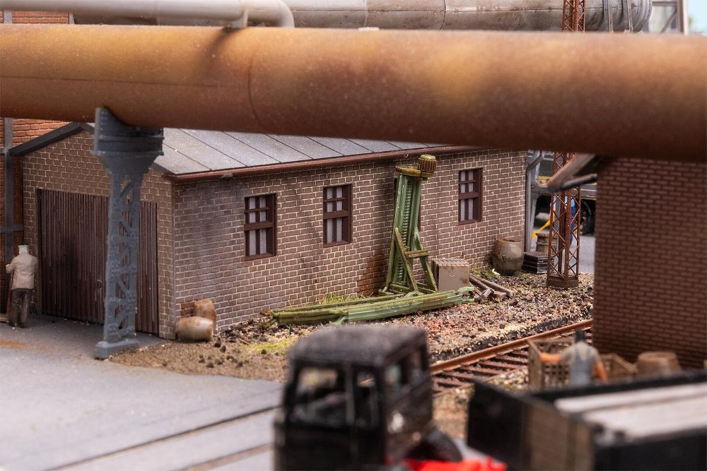 Faller 130024 Gebläsehalle mit Rohrleitungen 1:87 Spur H0 Bausatz