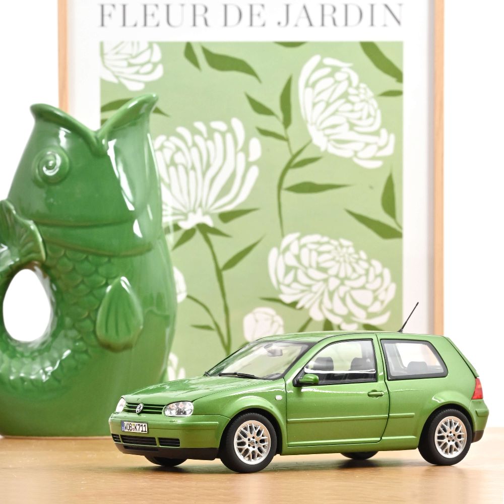 Norev 188571 VW Golf GTI 1998 Cosmicgreen metallic 1:18 NEU OVP