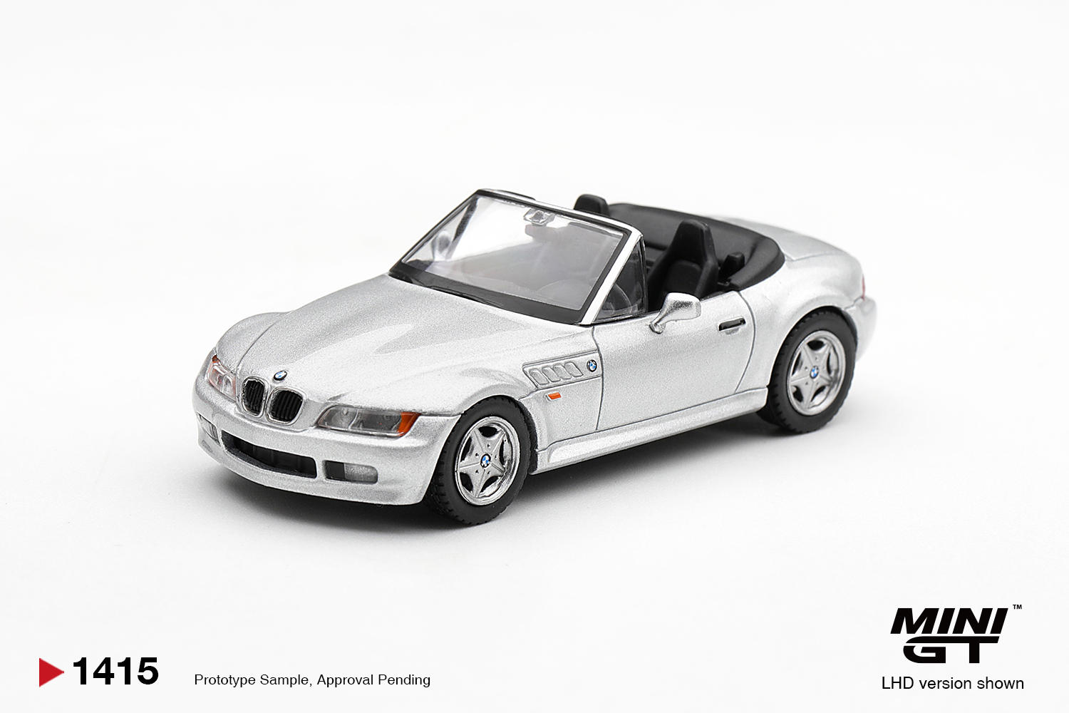 Mini GT 1415 1:64 BMW Z3 2,8I TITANIUM SILVER 1997
