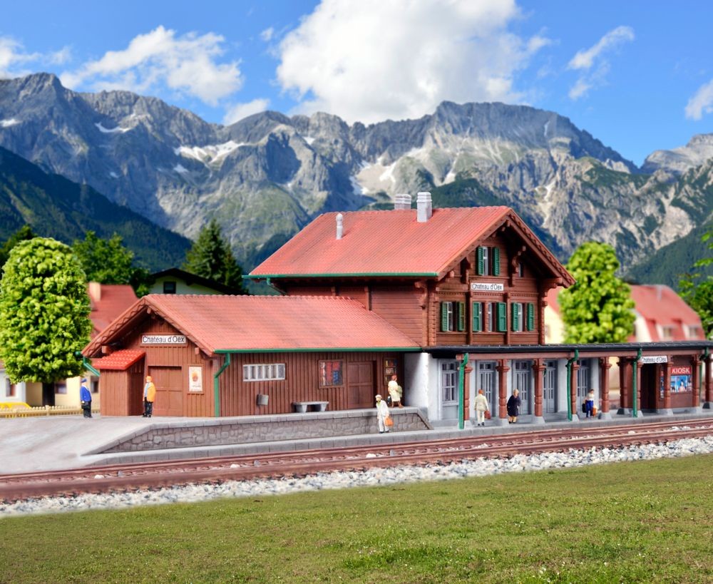 Kibri 36703 Z Bahnhof Château d´Oex