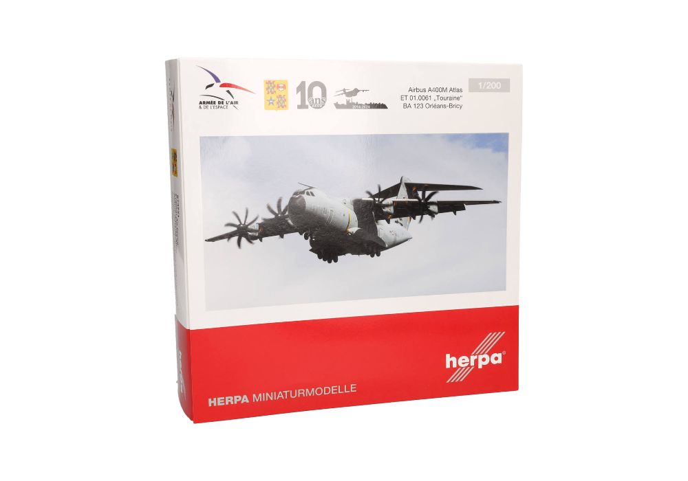Herpa 573771 French Air Force Escadron Transport 1/61 Touraine 1:200