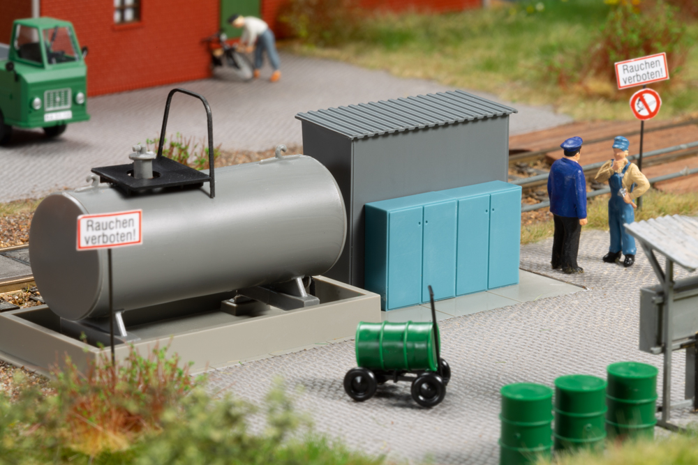 Auhagen 11469 Kleinlok-Tankstelle 1:87 Spur H0 Bausatz Neu OVP