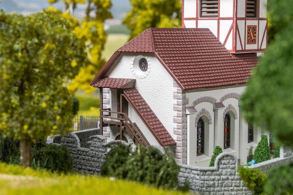 Faller 130679 Dorfkirche mit Kirchhof 1:87 Spur H0 Bausatz NEU OVP