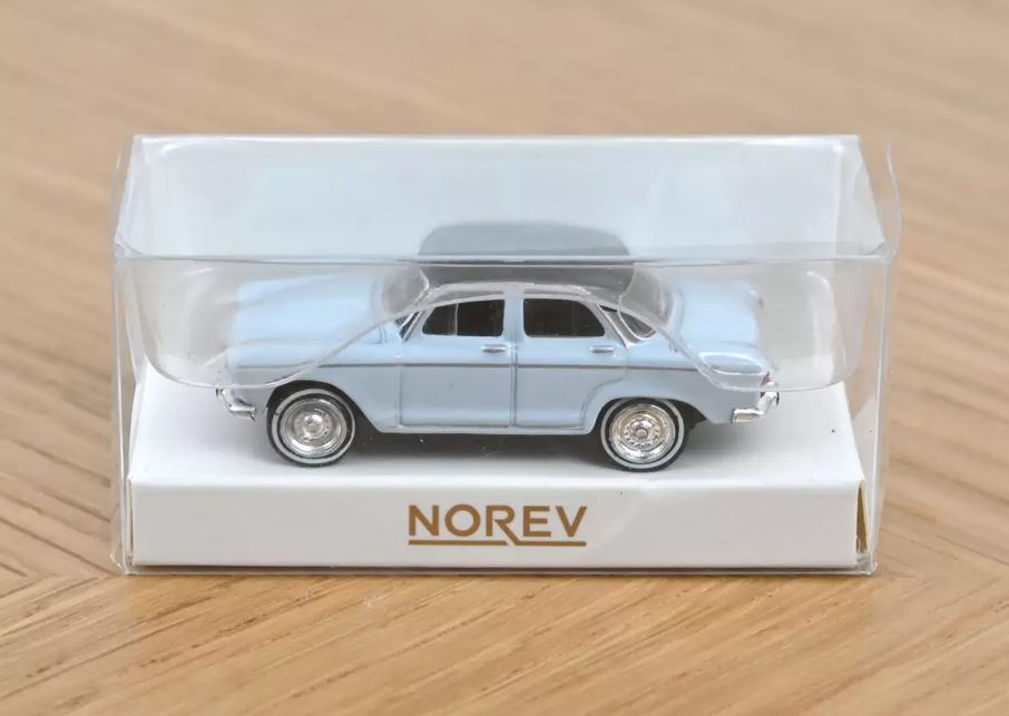 Norev 576089 Simca Aronde 1962 Princess Grau + schw. Dach 1:87