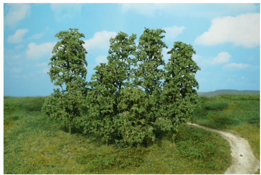 Heki 1642 12 Naturbäume dunkelgrün Neu OVP