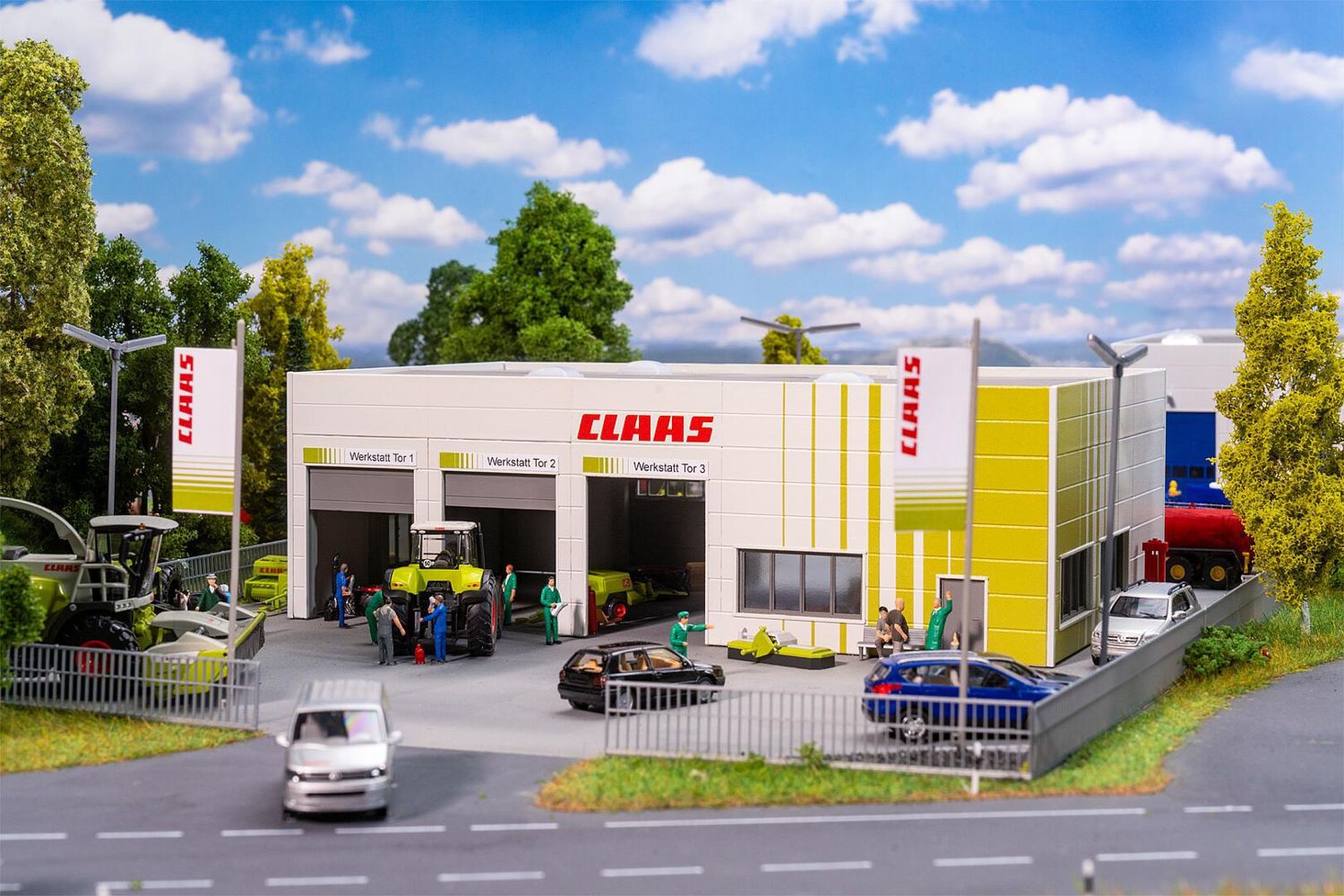 Faller 130121 Landmaschinenwerkstatt Claas 1:87 Spur H0 Bausatz