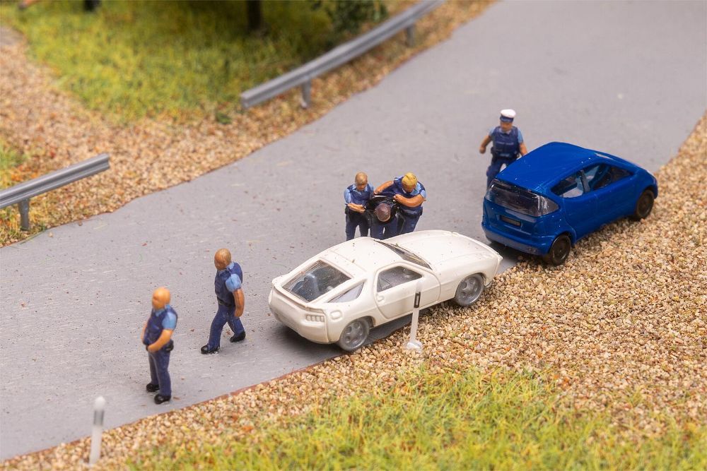 Faller 155623 Polizisten 1:160 Spur N NEU OVP Figuren