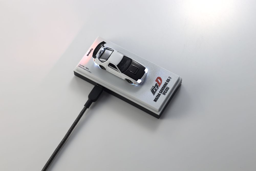 Kyosho 07133LC 1:64 MAZDA SAVANNA RX-7 (FC) INITIAL D WITH LED 1995