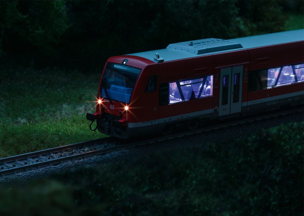 Märklin 36965 Dieseltriebwgn Regio Shuttle RS1 BR 650 DB Spur H0
