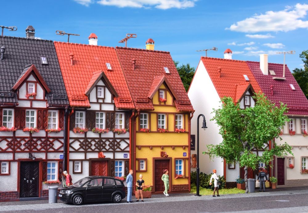 Vollmer 43671 H0 Wohnhaus Bahnhofstraße 13