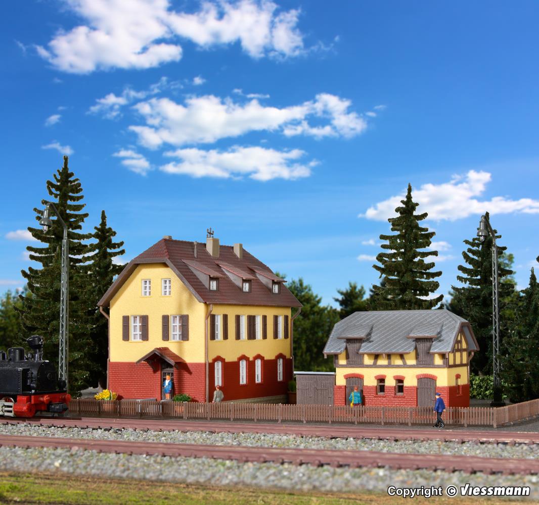 Kibri 37112 Eisenbahnergebäude mit Nebengebäude 1:160 Spur N