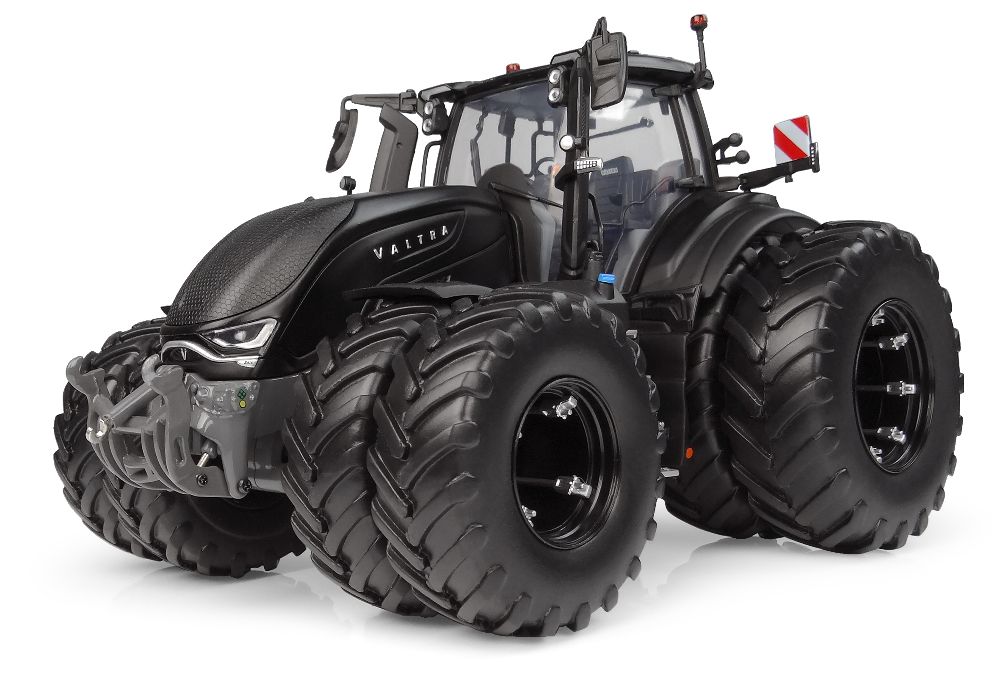 Universal Hobbies UH6819 Valtra S416 UNLIMITED double wheels matt black 1:32