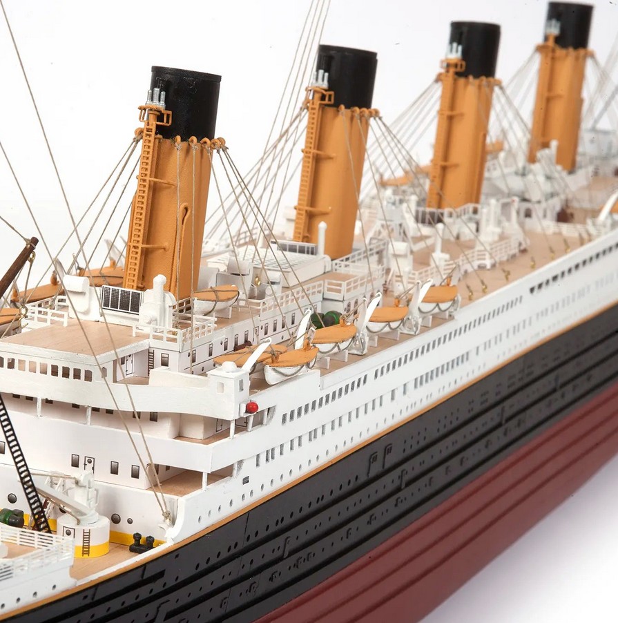 OcCre 14009 Titanic 1:300 Holzbausatz NEU OVP