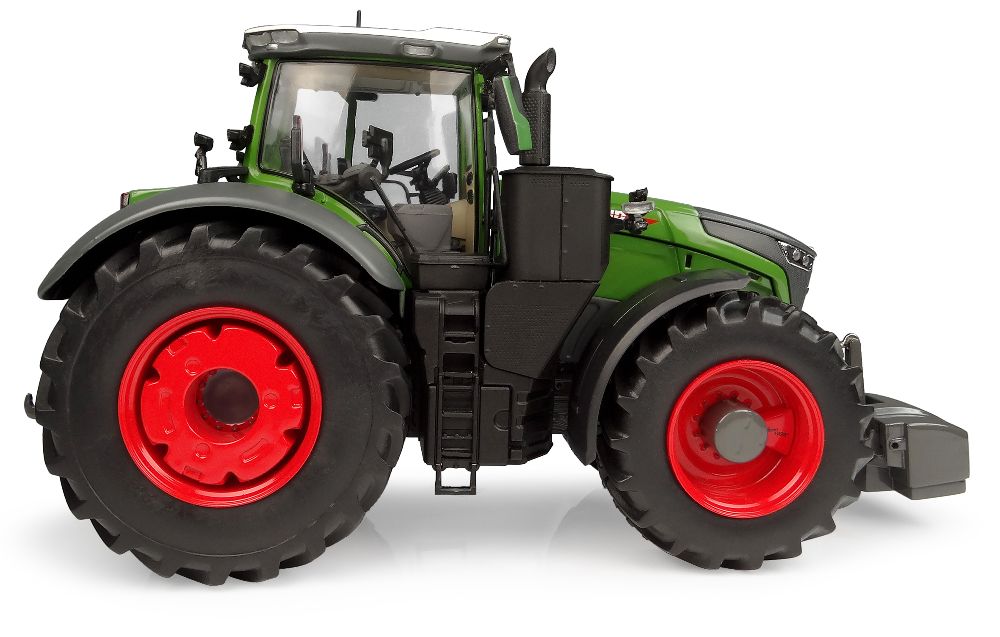 Universal Hobbies UH6851 Fendt 1052 Vario - Europe version - 2026 1:32 Spur 1