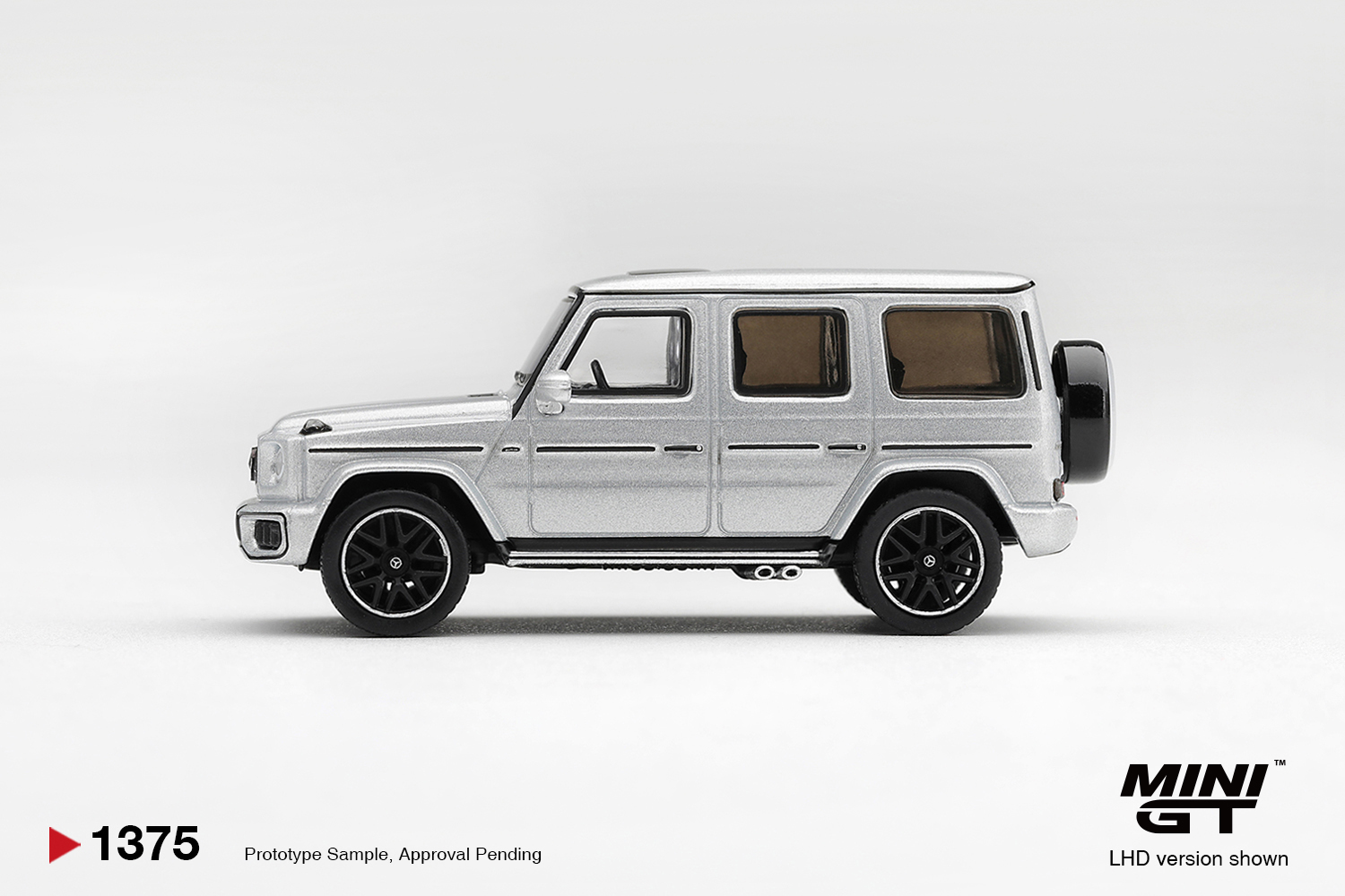 Mini GT 1375 1:64 MERCEDES-BENZ G63 SILVER METALLIC 2022