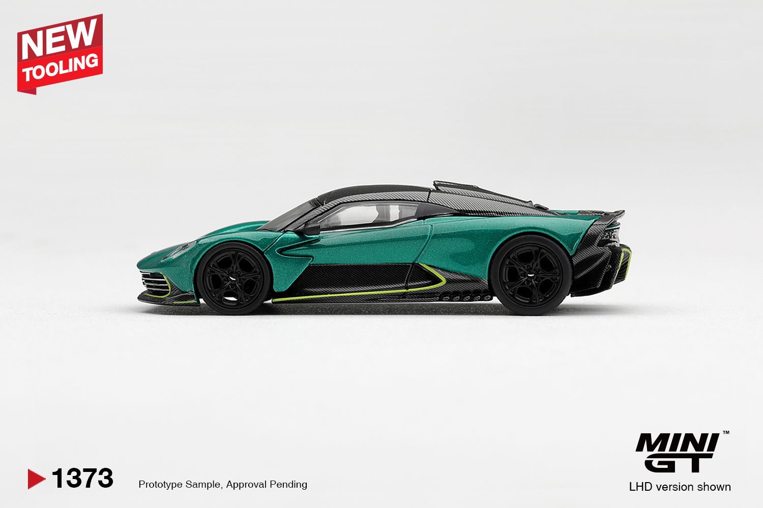 Mini GT 1373 1:64 ASTON MARTIN VALHALLA PODIUM GREEN 2025