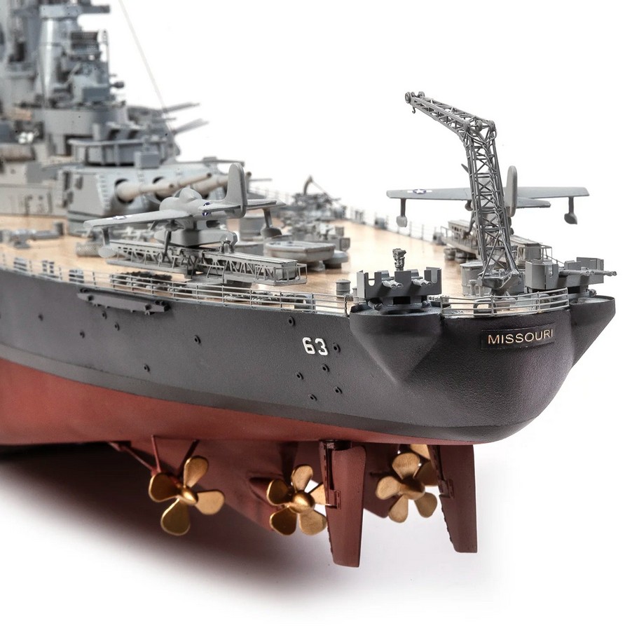 OcCre 16002 USS Missouri 1:200 Holzbausatz NEU OVP