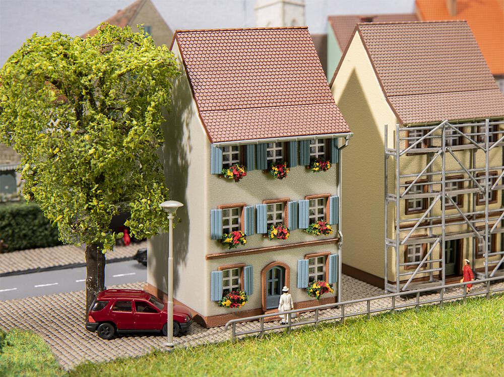 Faller 232176 Altstadthaus mit Fensterläden 1:160 Spur N Bausatz