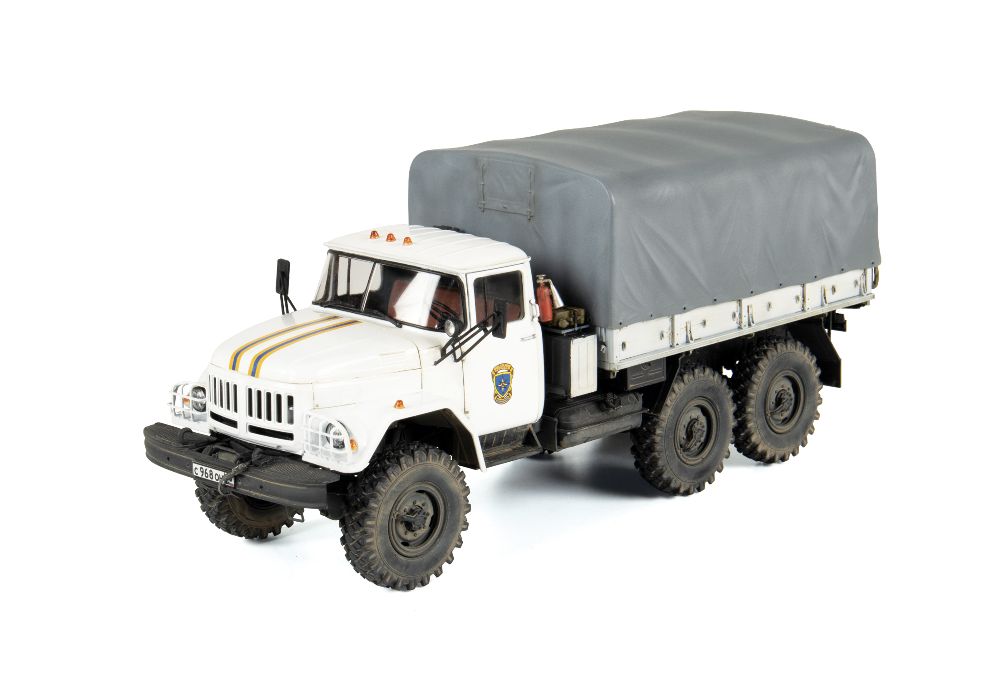 Zvezda 3706 Russian Army Truck ZIL-131 1:35 Bausatz NEU OVP