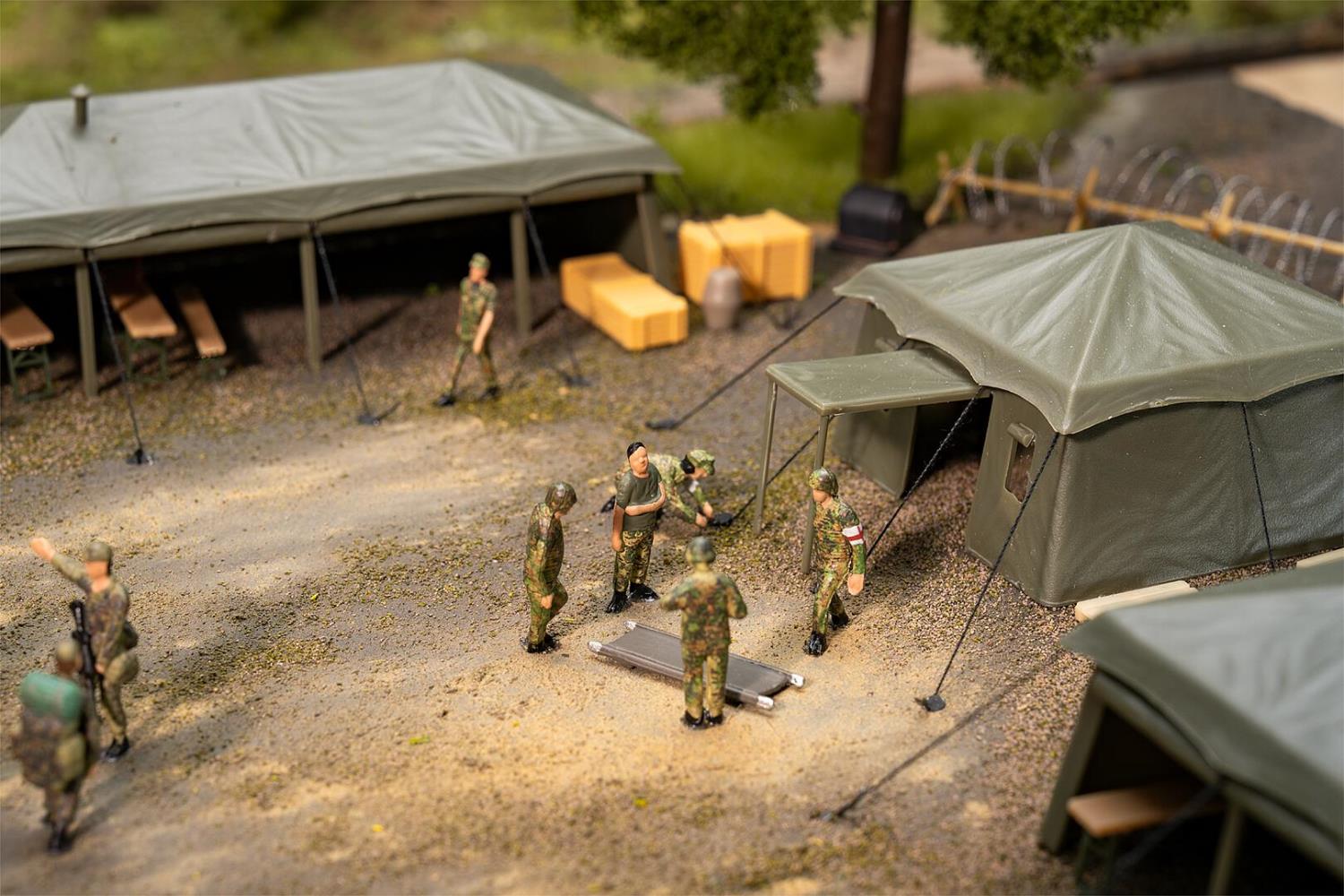 Faller 190039 Aktions-Set Bundeswehr Grundausbildung 1:87 Spur H0