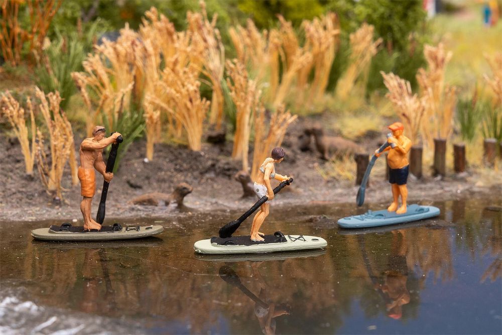 Faller 151736 Stand-Up-Paddler 1:87 Spur H0 NEU OVP Figuren