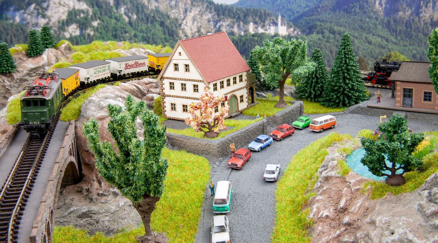 Noch 44604 Volkswagen T2 2 Stück grün und orange 1:220 Spur Z