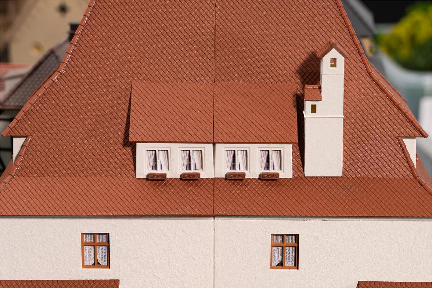 Faller 130694 Stadthaus mit Narrenmuseum 1:87 Spur H0 Bausatz