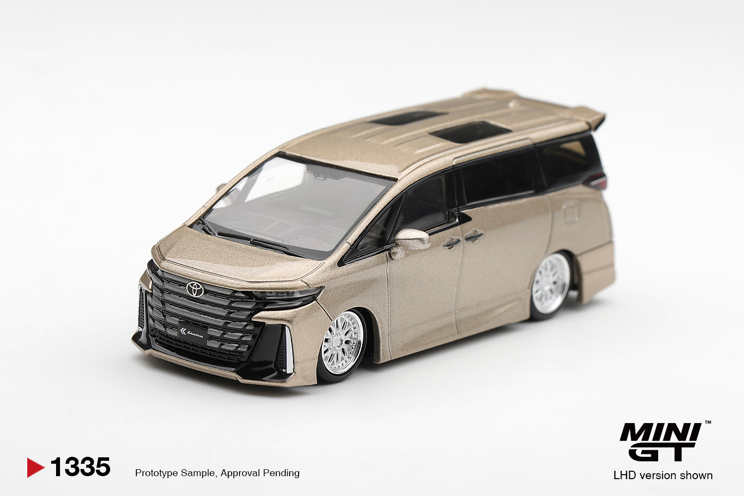 Mini GT 1335 1:64 TOYOTA VELLFIRE 40 KUHL GOLD METALLIC 2026