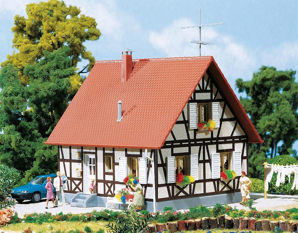 Faller 130222 Einfamilienhaus mit Fachwerk 1:87 Spur H0 Bausatz Neu OVP