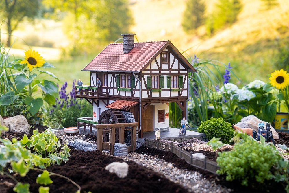 Pola 331115 Wassermühle mit Fachwerk 1:22,5 Spur G Bausatz Neu