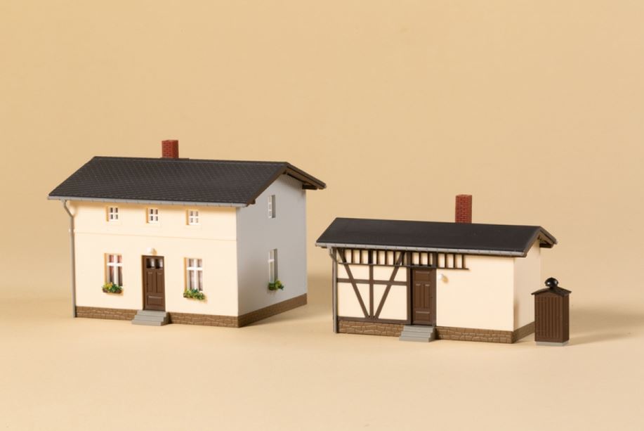 Auhagen 13347 Bahnwärterwohnhaus mit Nebengebäude