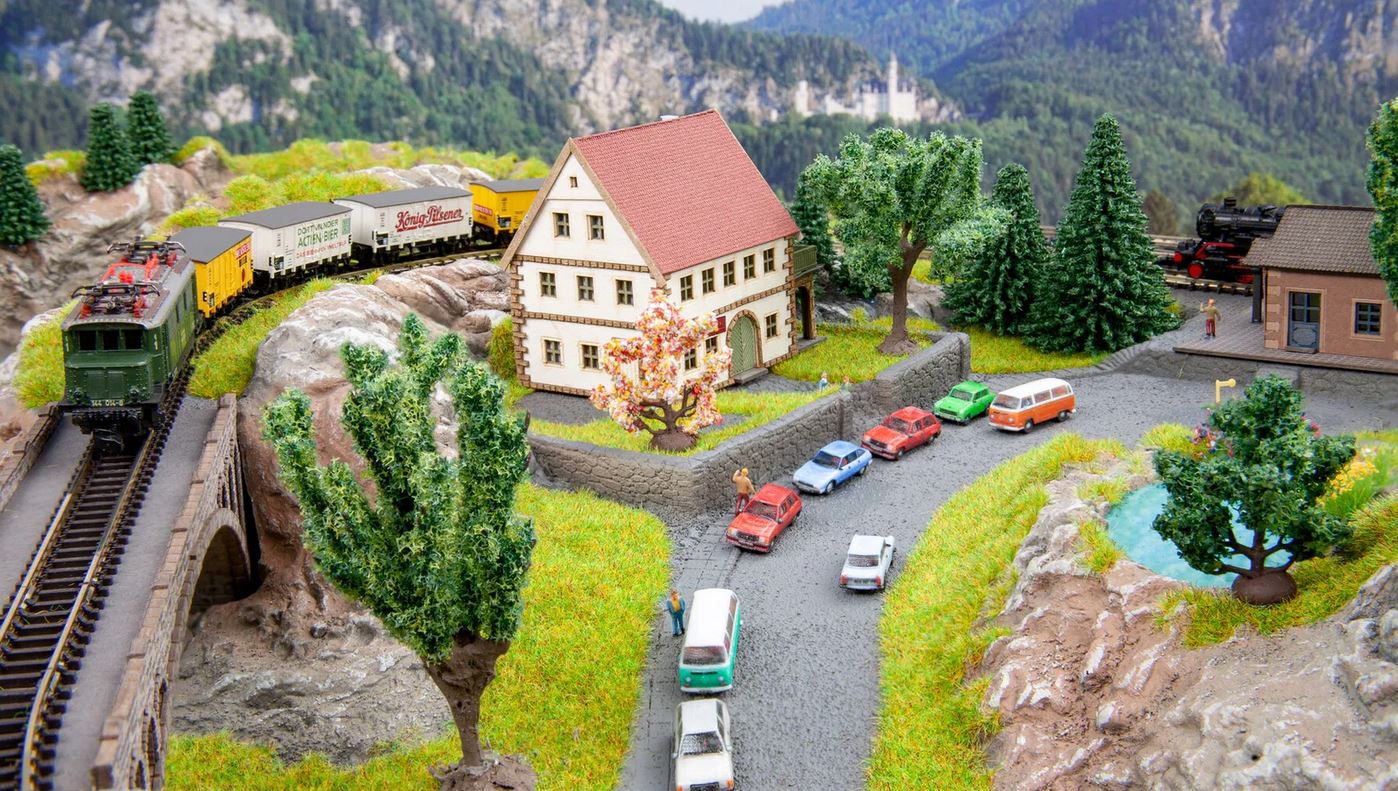 Noch 44601 Trabant 601 2 Stück blau und grün 1:220 Spur Z NEU
