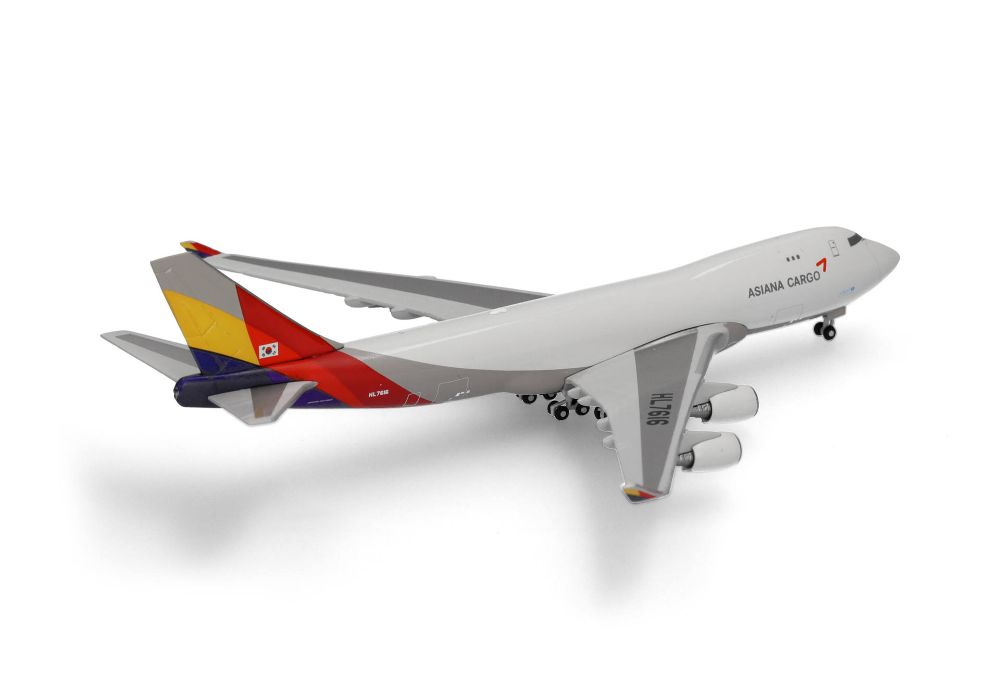 Herpa 538848 Asiana Cargo Boeing 747-400F – HL7616 1:500 NEU