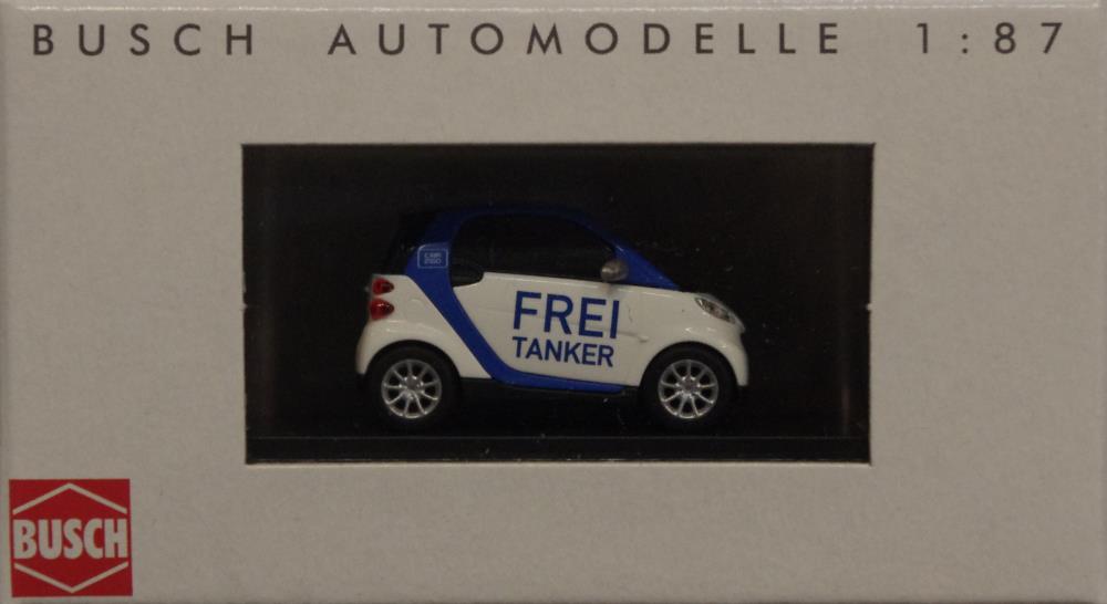 Busch 46135-1 Smart Fortwo 08 »Car 2 go« Frei Tanker