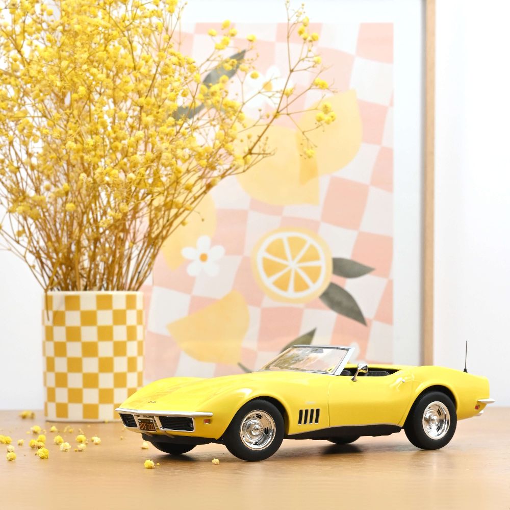 Norev 189039 Chevrolet Corvette Convertible 1969 Daytona Gelb 1:18