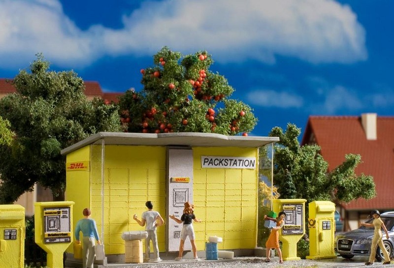 Vollmer 43777 H0 DHL Packstation mit Briefkästen undBriefmarkenautomaten