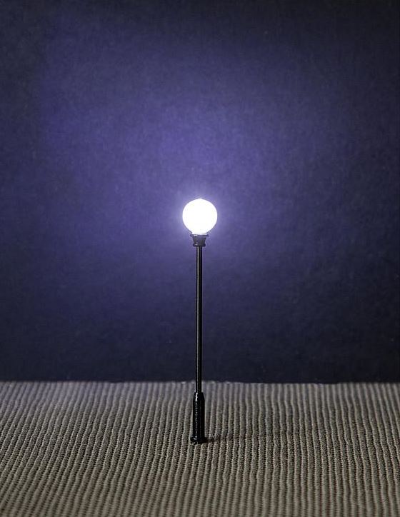 Faller 180204 LED-Parklaterne, Kugel-Aufsatzleuchte