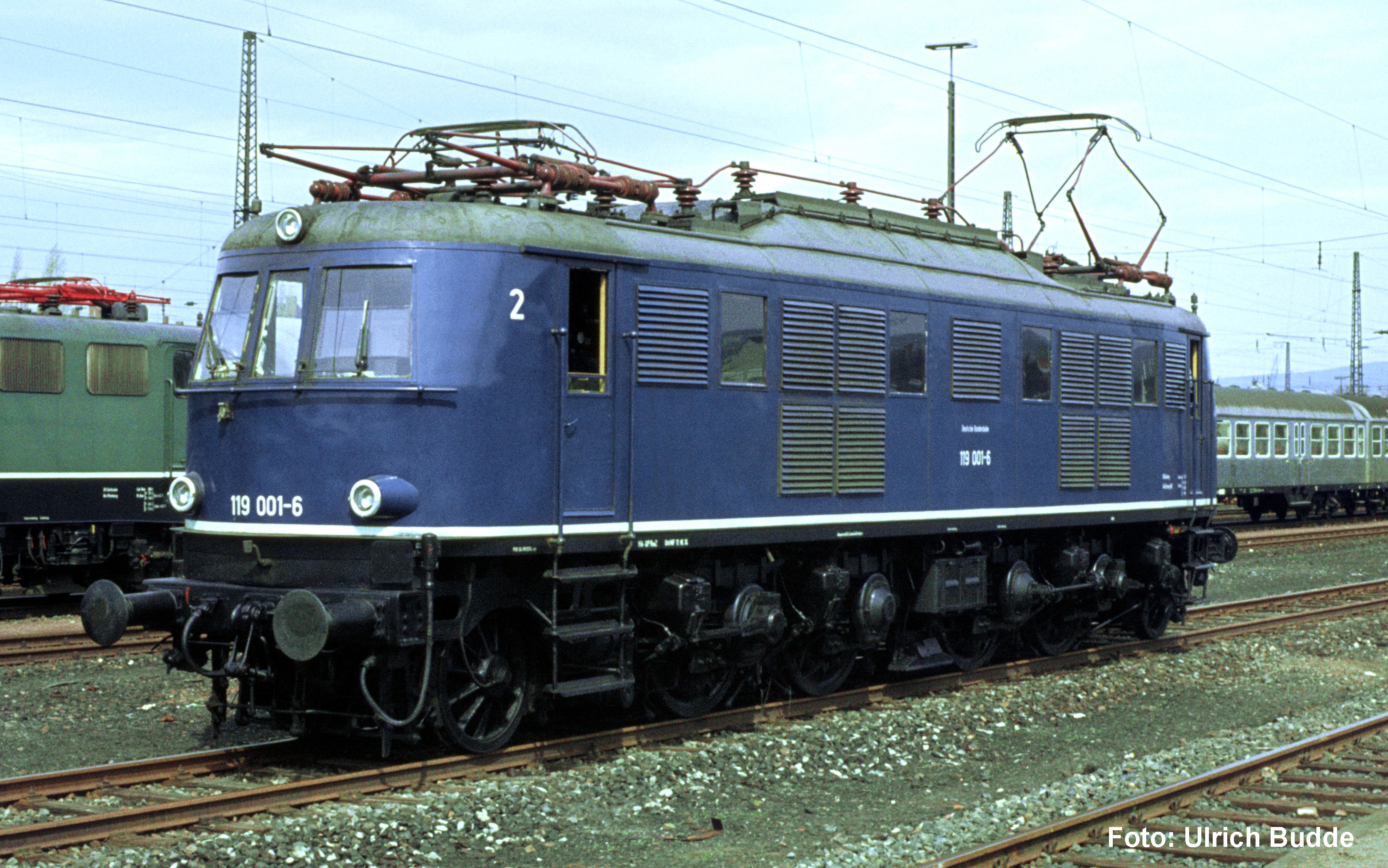 Piko 21063 E-Lok/Sound BR 119 DB IV + PluX22 Dec.