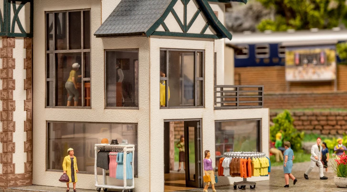 Noch 66501 Modegeschäft mit micro-motion Modeschau 1:87 Spur H0