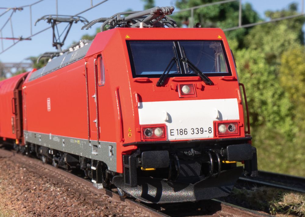 Trix 25800 Elektrolokomotive Baureihe 186 DB AG 1:87 Spur H0