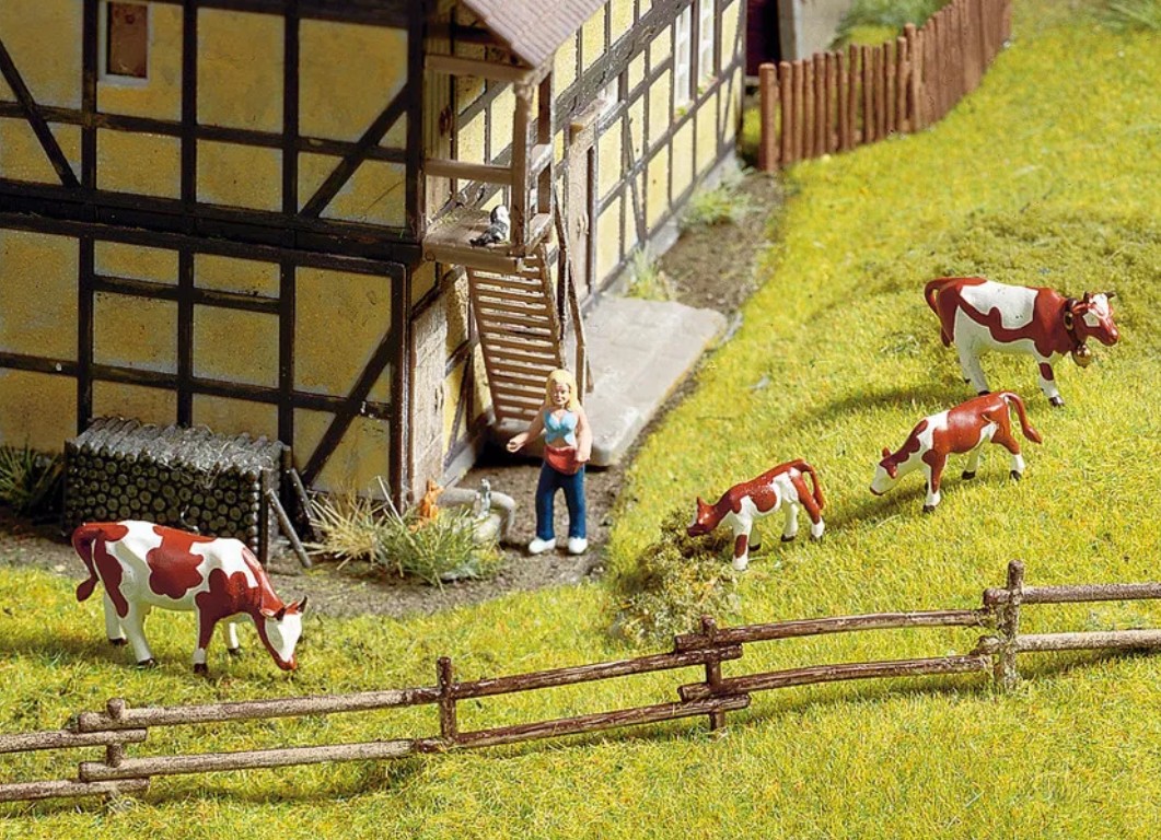 Noch 13010 Rundholzzaun 18 Teile 1,2 cm hoch 1:87 Spur H0 NEU