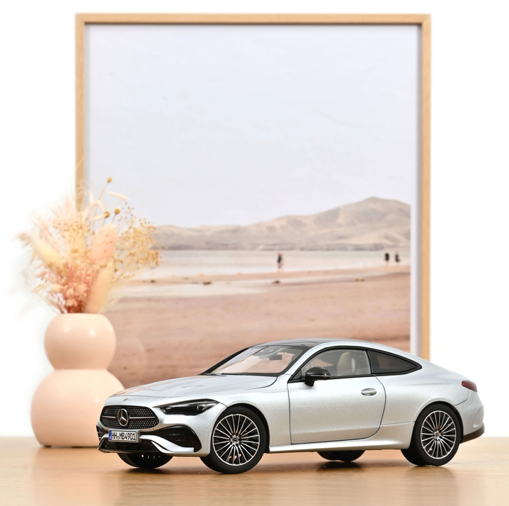 Norev 183939 MB CLE Coupé 2024 Hightechsilber metallic 1:18 NEU