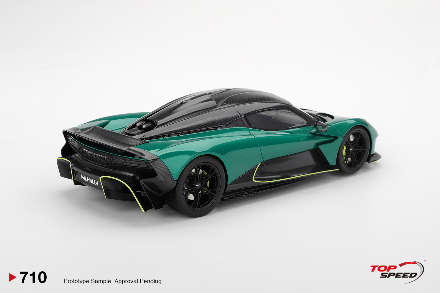 Top Speed 710 1:18 ASTON MARTIN VALHALLA PODIUM GREEN 2025