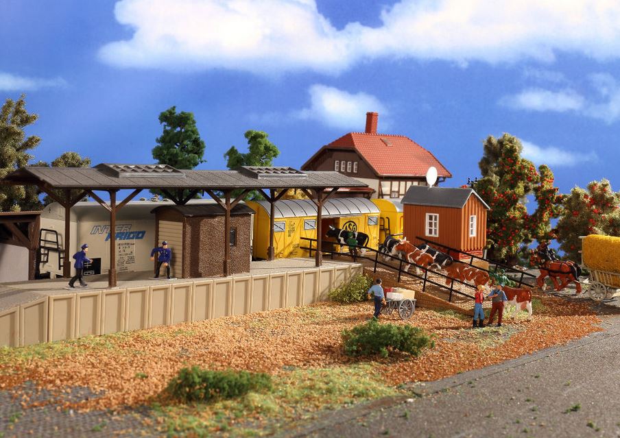 Vollmer 43631 Bahnsteig mit Verladerampe + Nebengebäude Spur H0