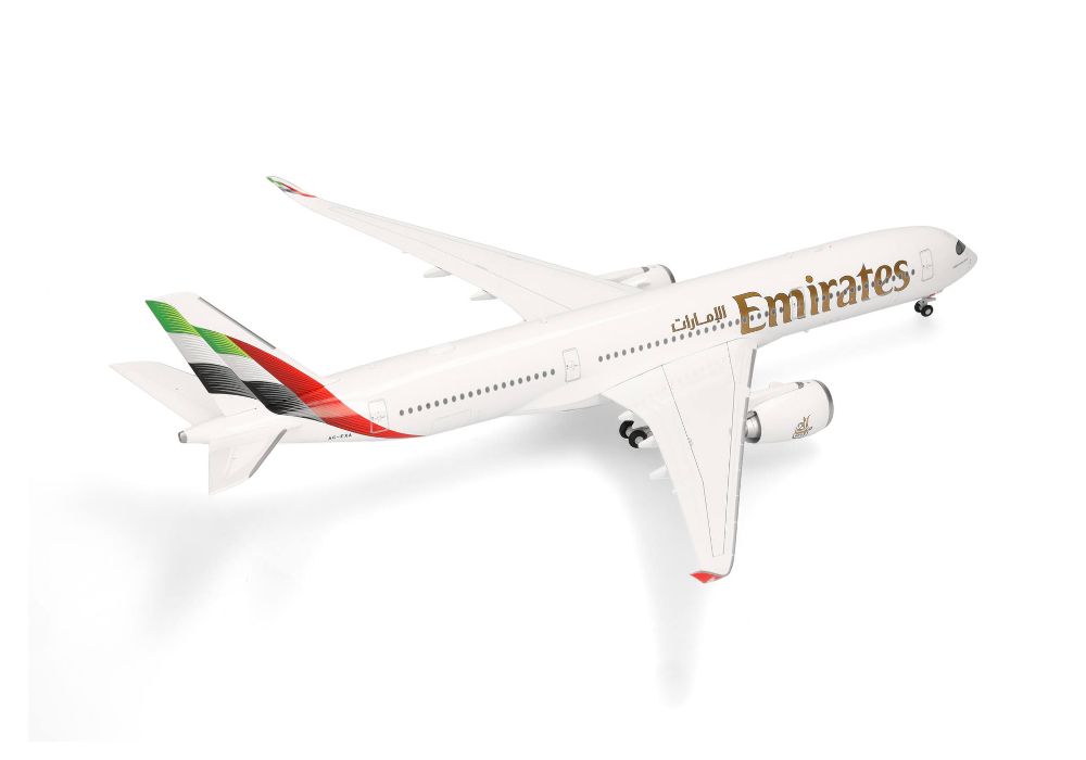 Herpa 573375 Emirates Airbus A350-900 A6-EXA 1:200 Standmodell