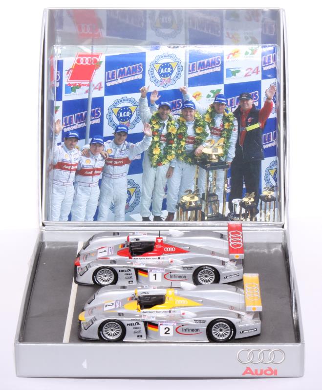 Minichamps 20000001219 Infineon Audi R8 Les Mans 2001 Set Doppelsieg - 1:48