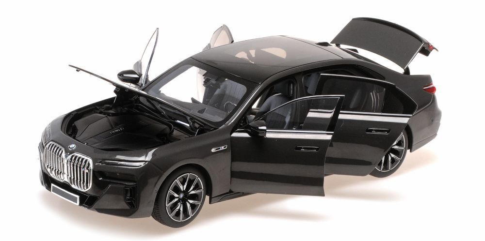 Minichamps 110023700 BMW i7 M70 (G70) 2024 GREY METALLIC 1:18 NEU OVP