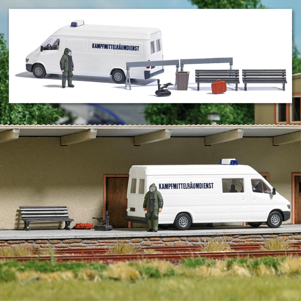 Busch 7953 Action Set: Herrenloser Koffer - Spur H0 - Neu - OVP